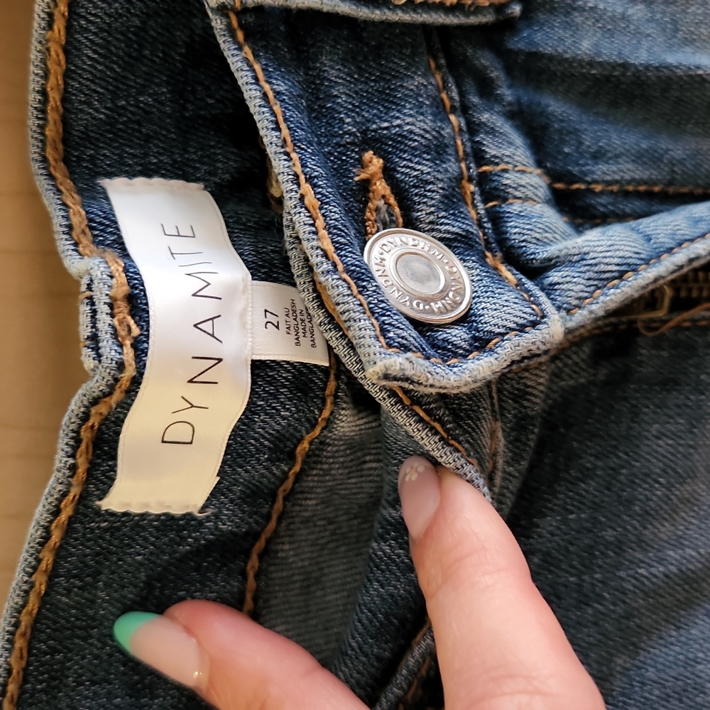 DYNAMITE Jean shorts - Picture 5 of 6